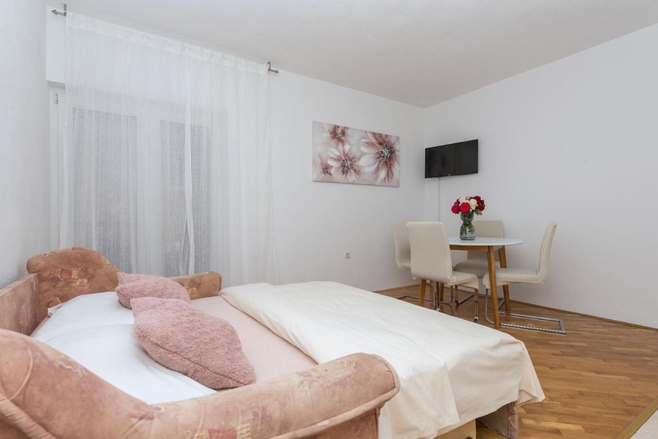 Skiljini Dvori - Apartman Makarska Kültér fotó