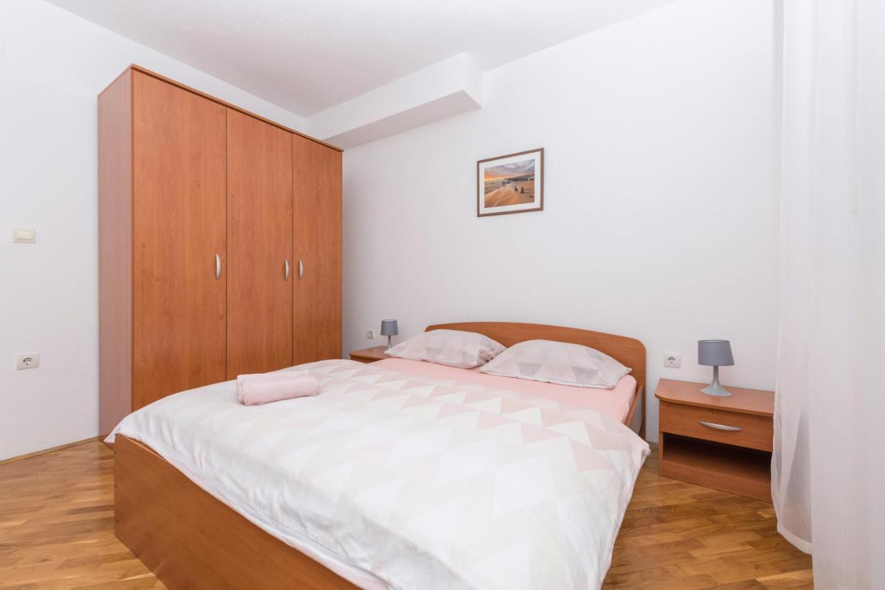Skiljini Dvori - Apartman Makarska Kültér fotó