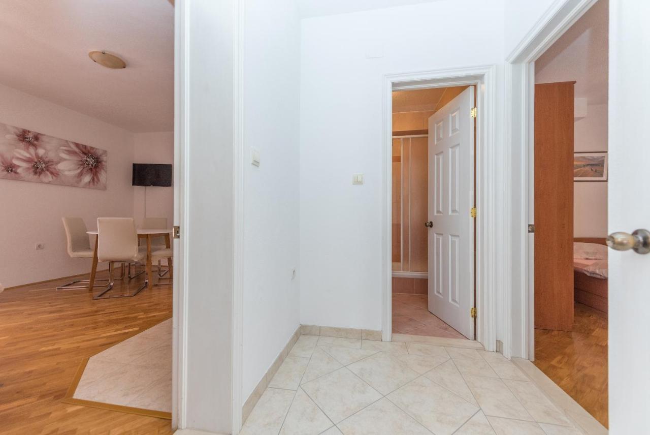 Skiljini Dvori - Apartman Makarska Kültér fotó