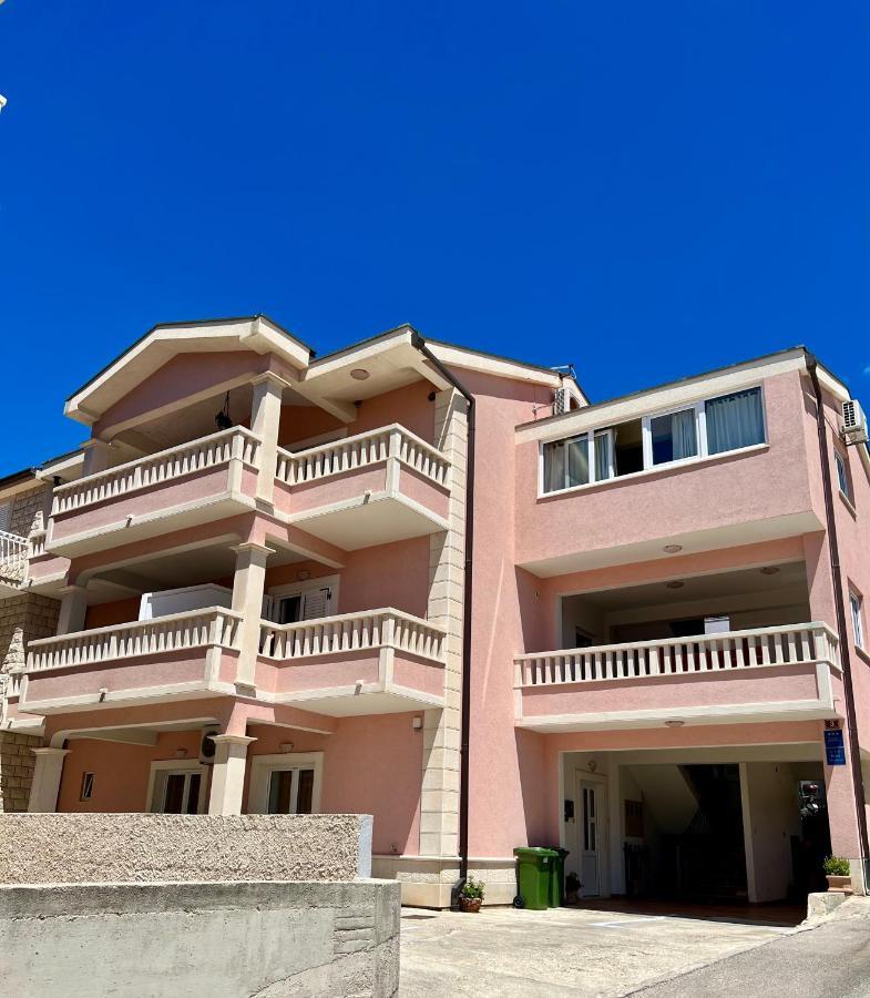 Skiljini Dvori - Apartman Makarska Kültér fotó